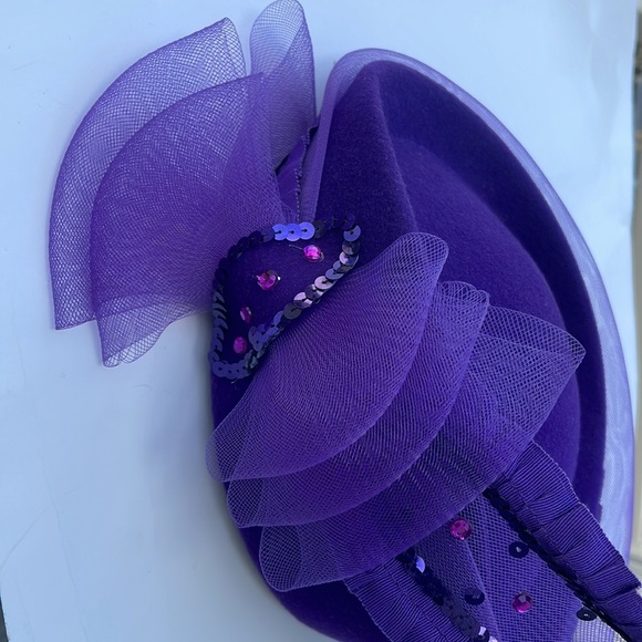 Church or Formal Affair Hat - Picture 7 of 8
